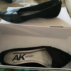 Ann Klein Sport Size 7.5